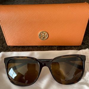 TORY BURCH SUNGLASSES